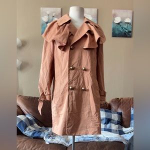 Cute Short trench Coat Size small